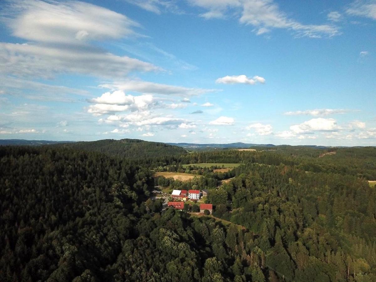 Fraenkische Linie - Radspitz-Ferienwohnungen Marktrodach Exteriör bild